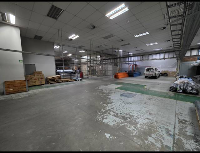 3,168M² WAREHOUSE FOR SALE IN SELBY